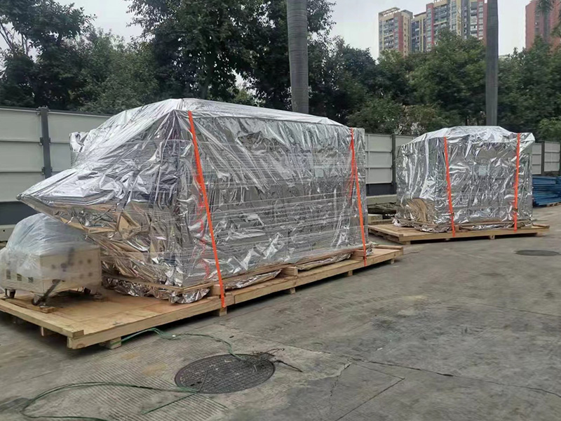 深圳沙井真空(kong)木箱包裝現場