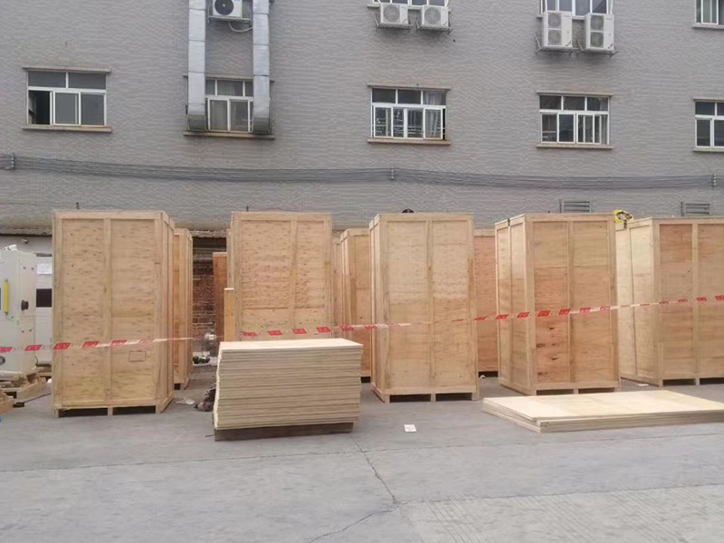 出(chu)口越南真(zhēn)空免檢木(mù)箱