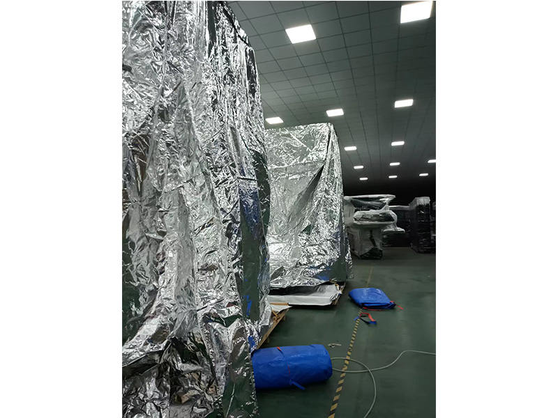 龍崗新(xin)能源重型(xing)木箱真空(kong)包裝