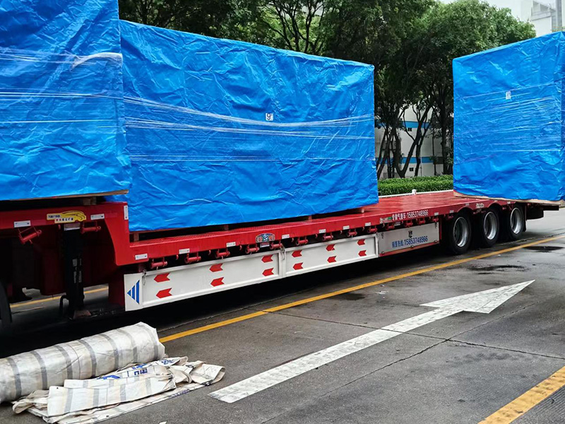 龍華富士(shi)康搬遷真空防(fang)雨木箱